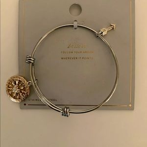 Stainless Steel Heart & Arrow Pendant Bracelet New